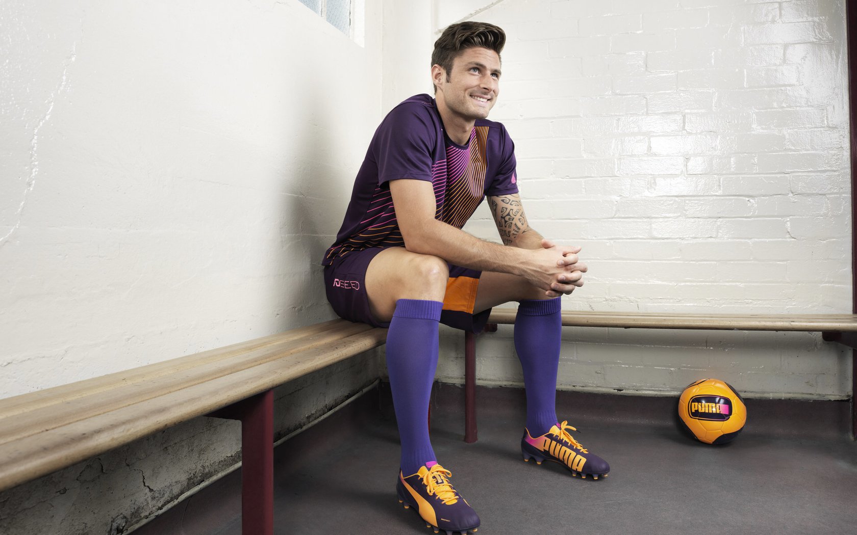 爱游戏在线娱乐官网-力争冠军!亚洲女足选手备战锦标赛,亚洲女足出线名单