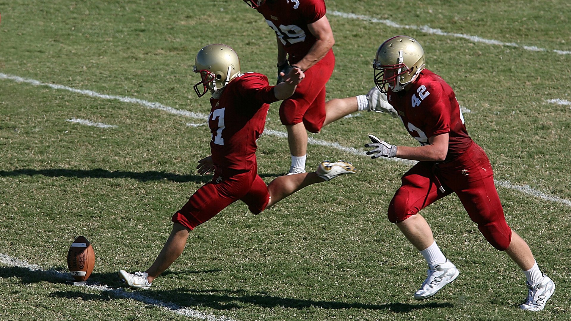 爱游戏娱乐-波兰队未来发展:如何通过加强国内外比赛磨练提升选手抗压能力
